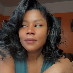 Meet your Posher, Careine